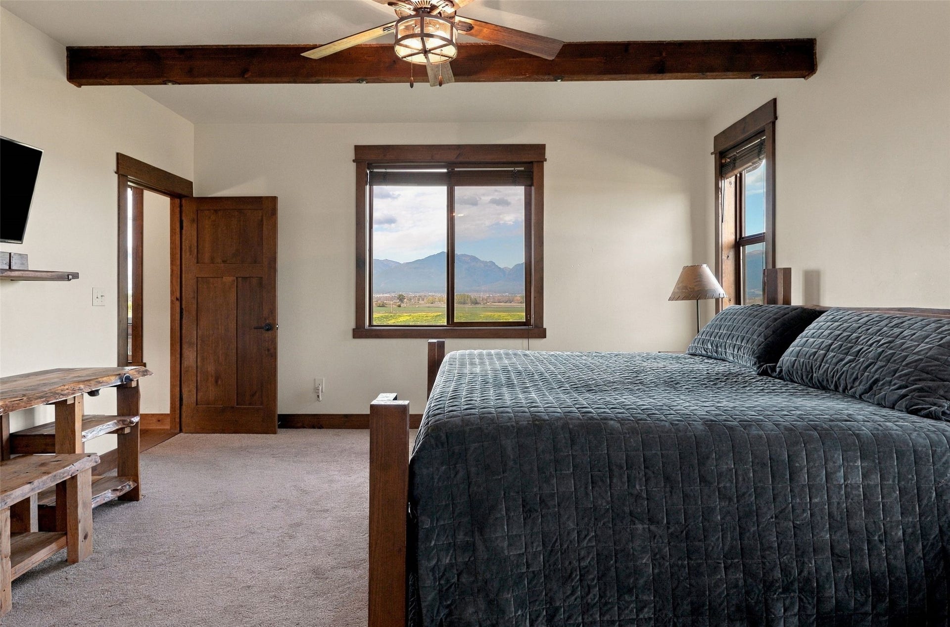 2015 View Lane, Corvallis, MT 59828 2015 View Lane, Corvallis, MT 59828