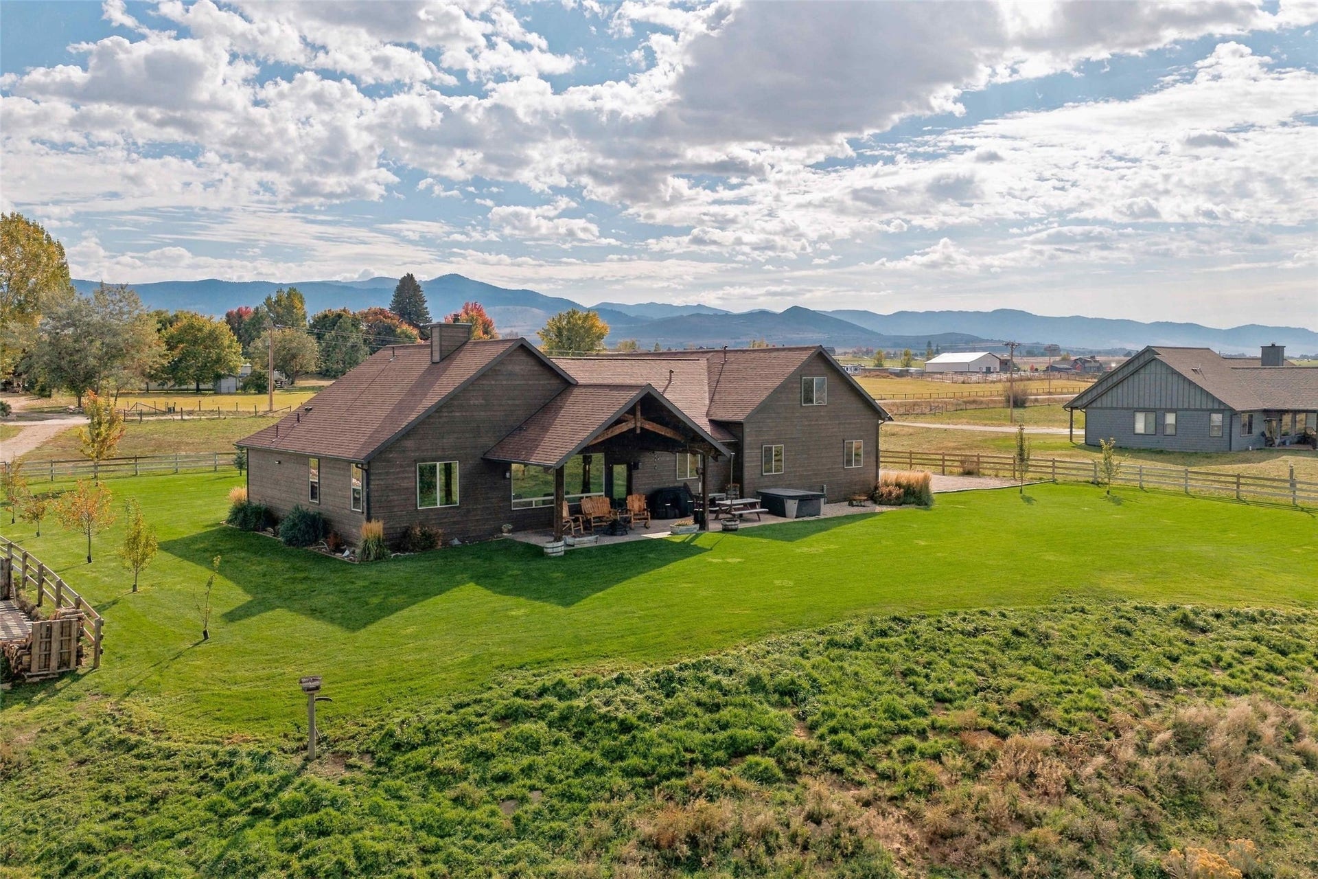 2015 View Lane, Corvallis, MT 59828 2015 View Lane, Corvallis, MT 59828