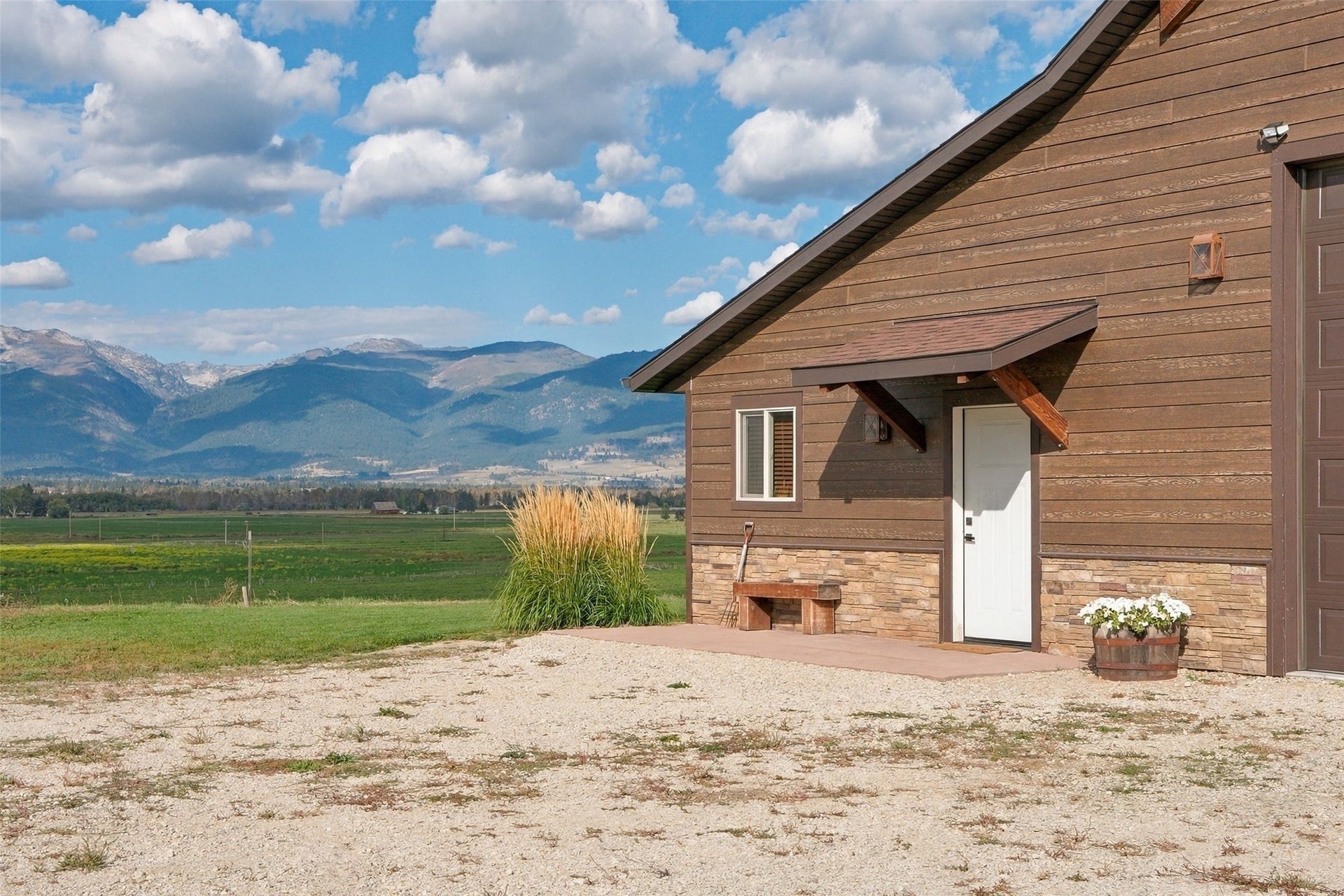 2015 View Lane, Corvallis, MT 59828 2015 View Lane, Corvallis, MT 59828