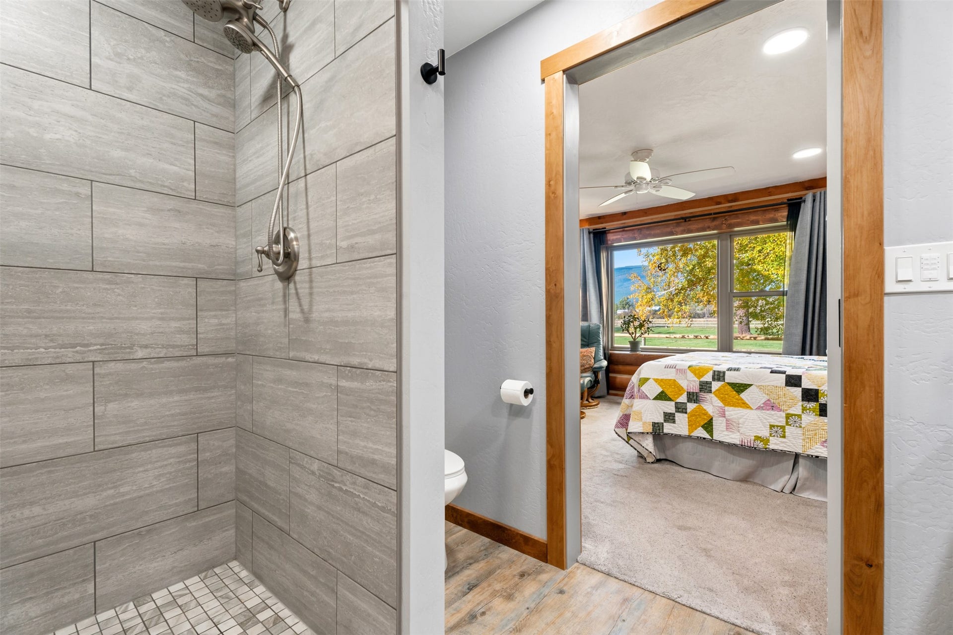 5165 Moores Way, Florence, MT 59833 Main home primary bathroom and tile shower