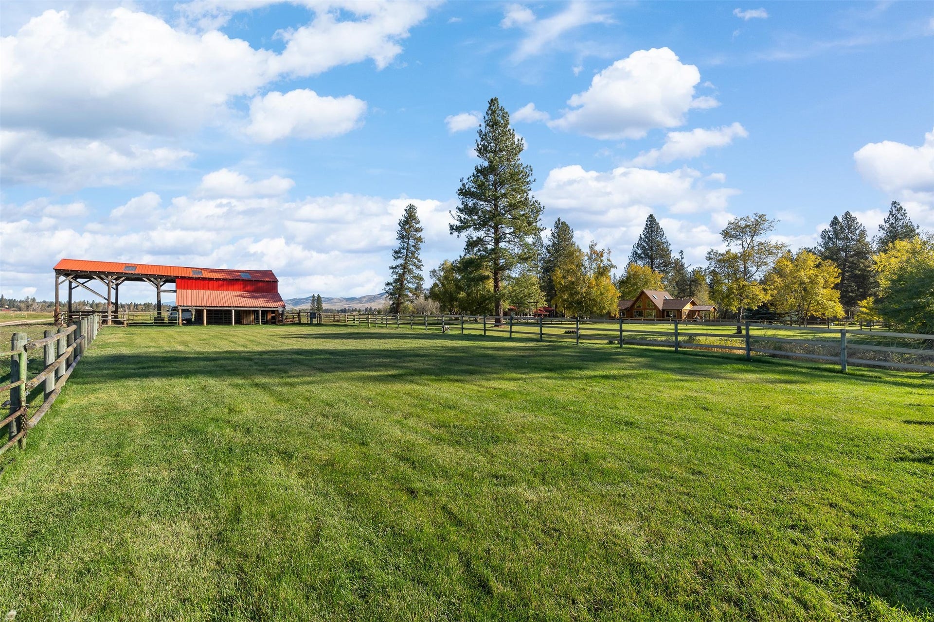 5165 Moores Way, Florence, MT 59833 More hay storage than you probably need!