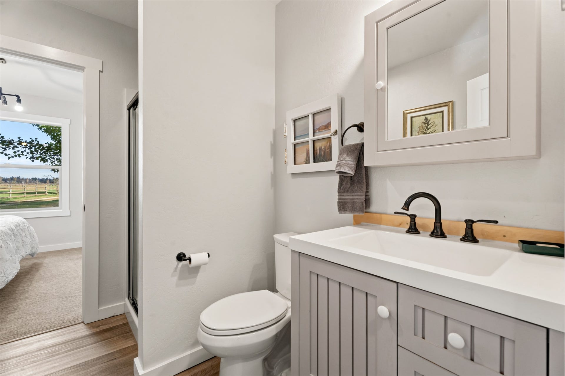 5165 Moores Way, Florence, MT 59833 Guest house 2nd bathroom with shower with entrance from 2nd bedroom and from the hallway