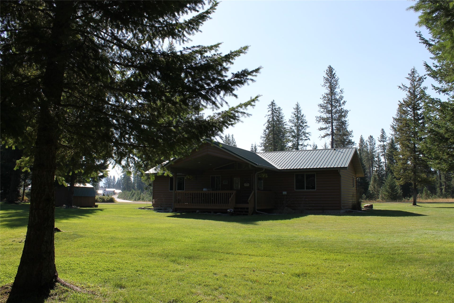33 S Shore Drive, Trout Creek, MT 59874