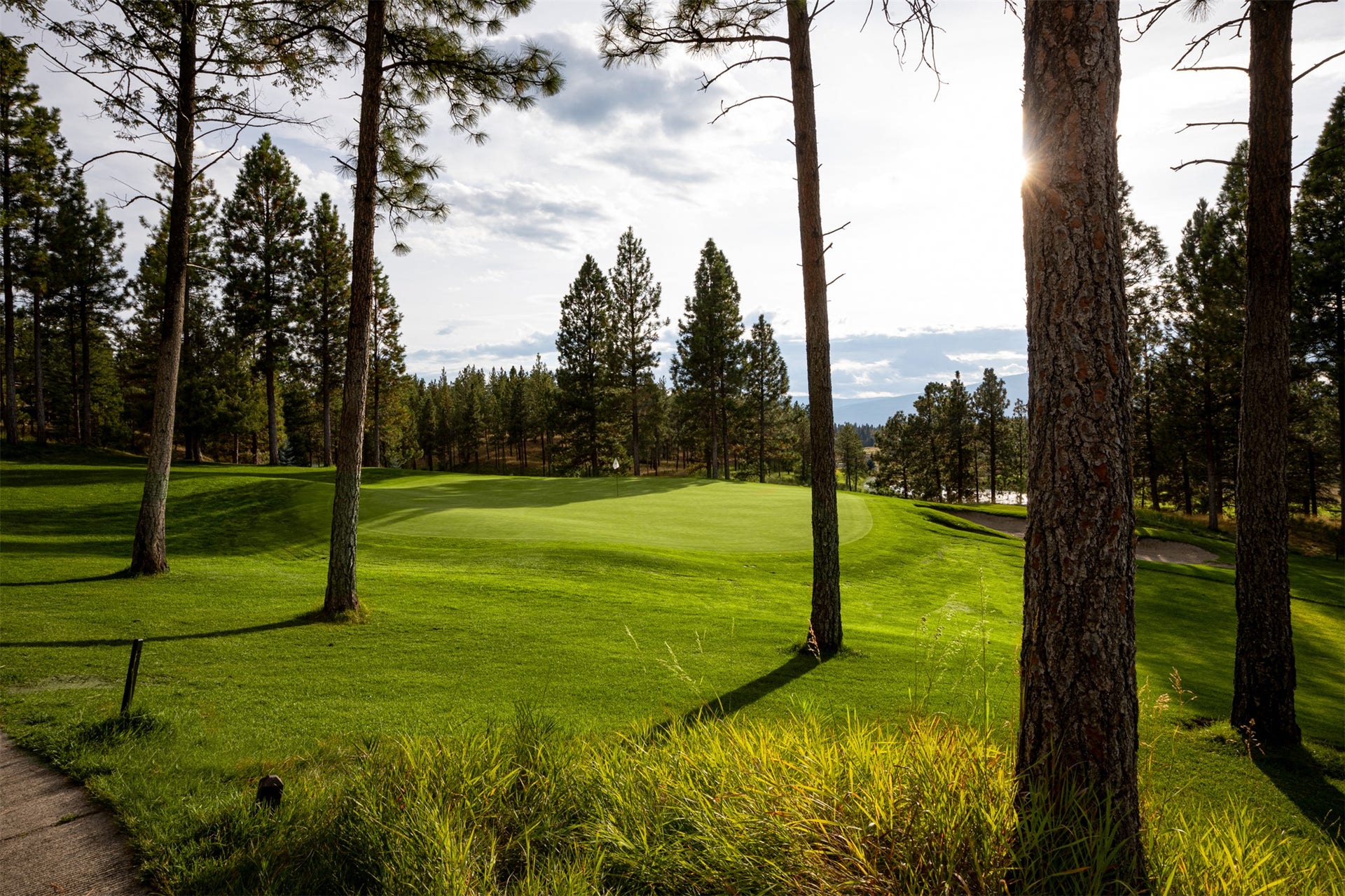 946 Wilderness Club Drive, Eureka, MT 59917