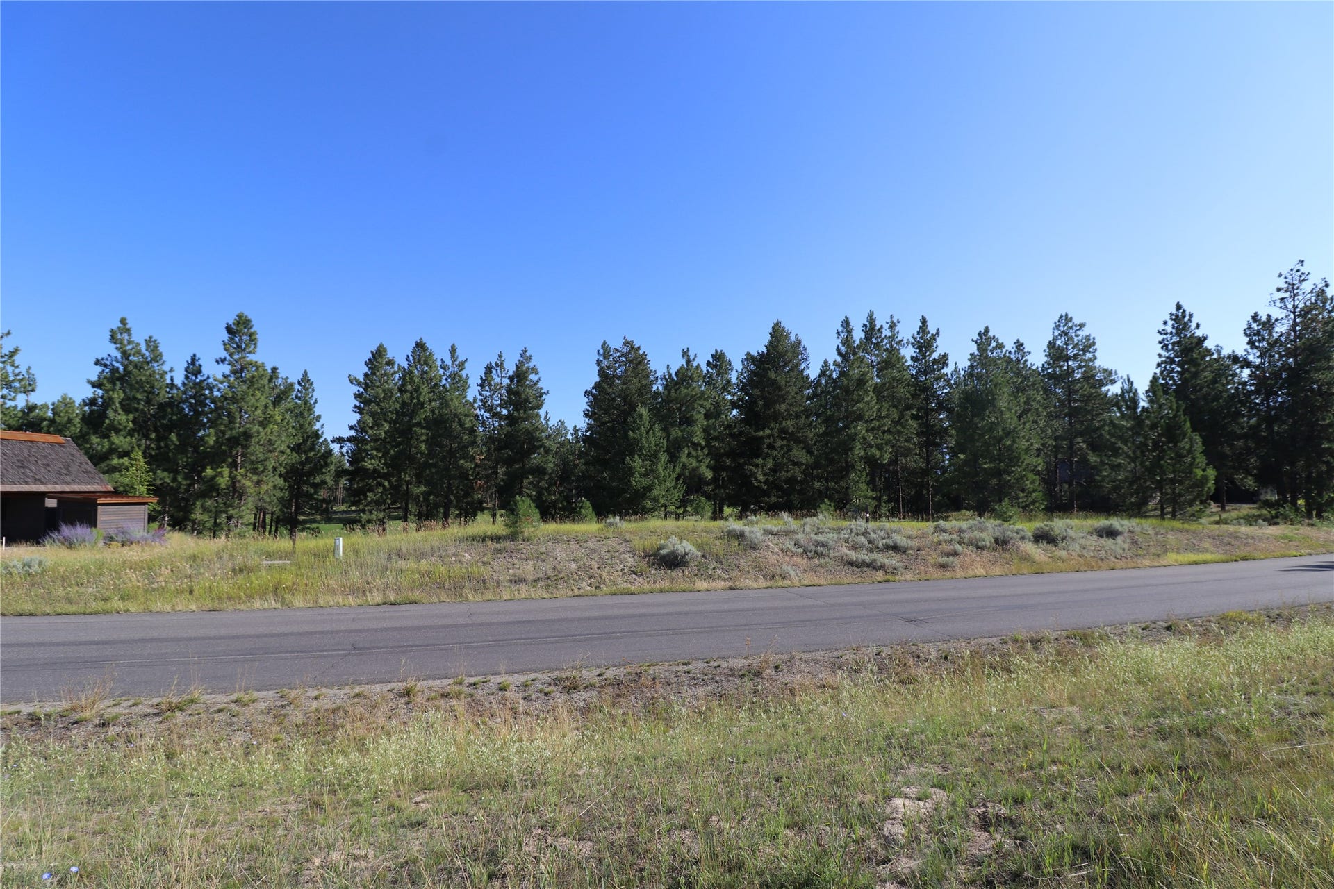 946 Wilderness Club Drive, Eureka, MT 59917