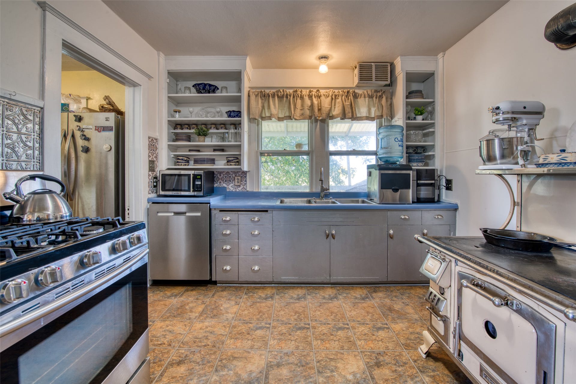 1321 Eastside Hwy, Corvallis, MT 59828