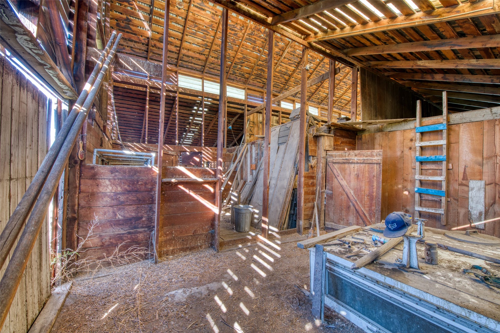1321 Eastside Hwy, Corvallis, MT 59828