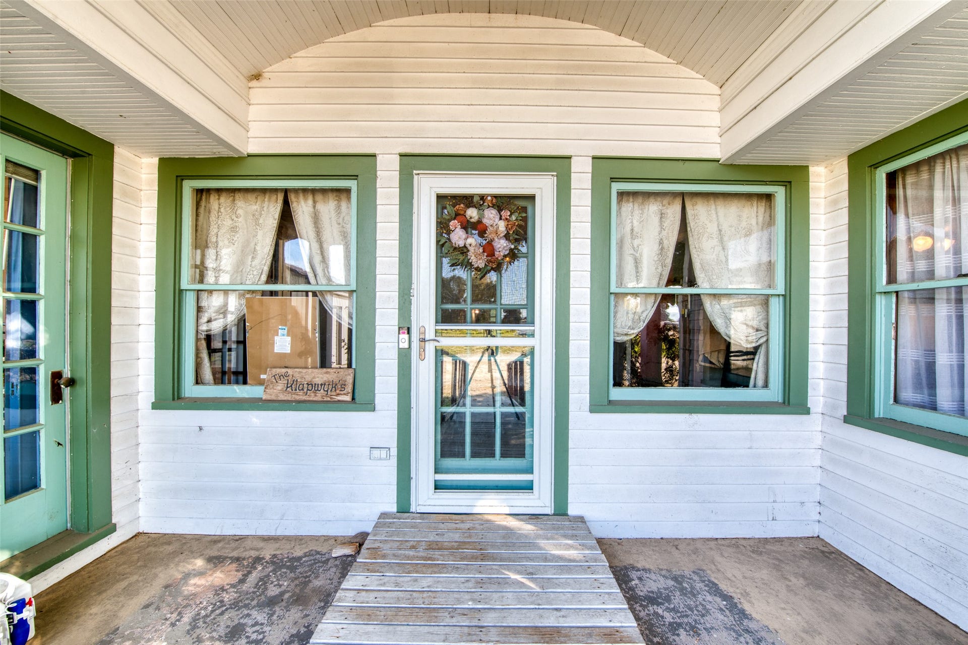 1321 Eastside Hwy, Corvallis, MT 59828