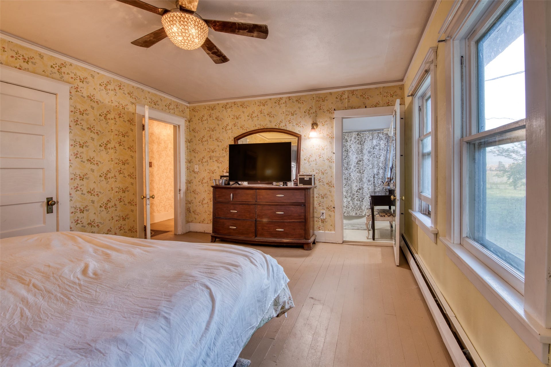 1321 Eastside Hwy, Corvallis, MT 59828