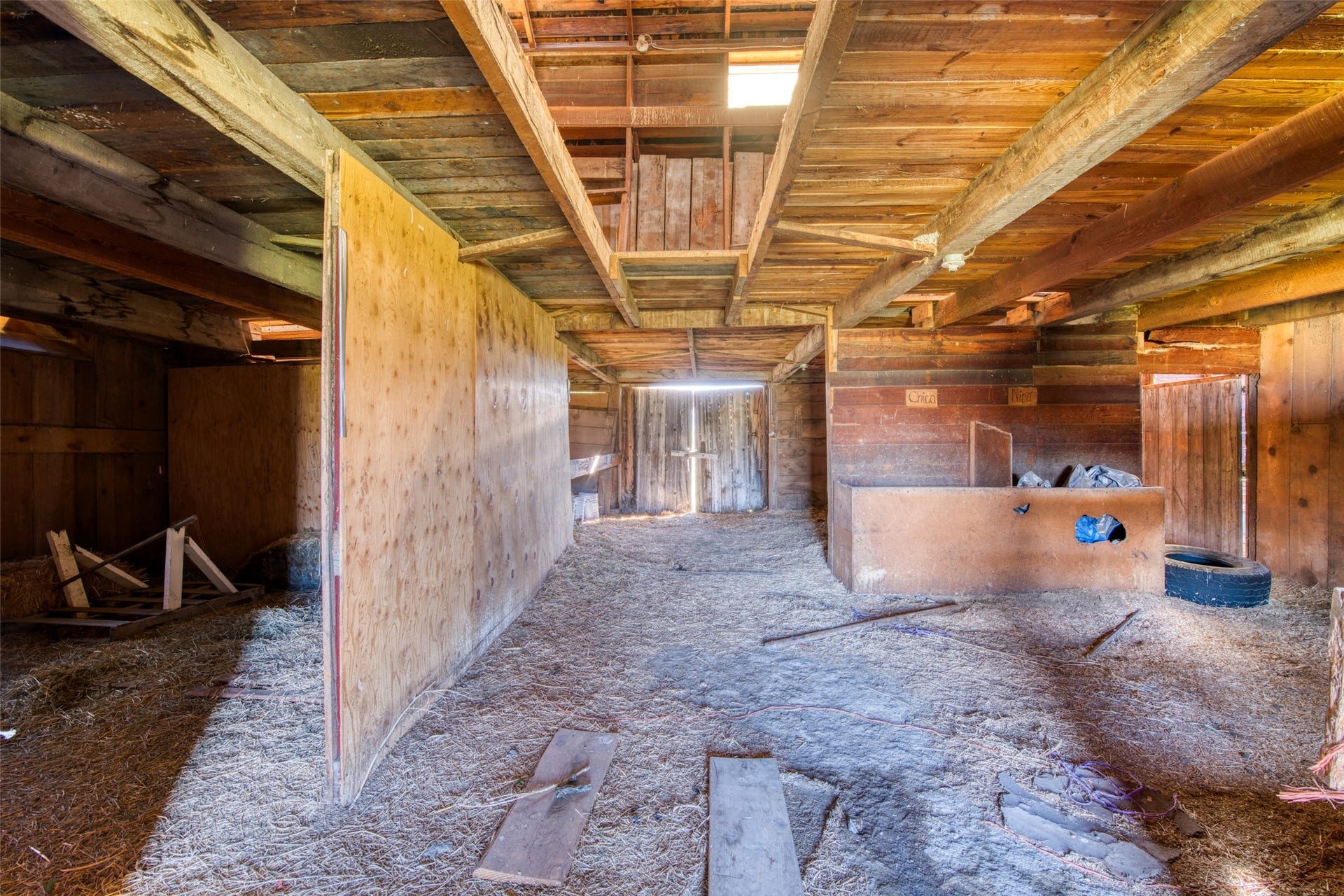 1321 Eastside Hwy, Corvallis, MT 59828