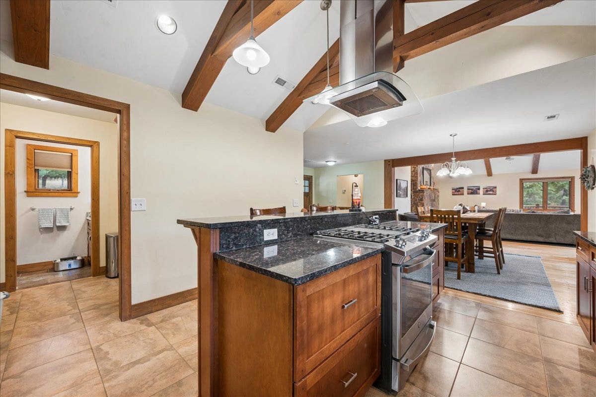 245 Foys Canyon Road, Kalispell, MT 59901