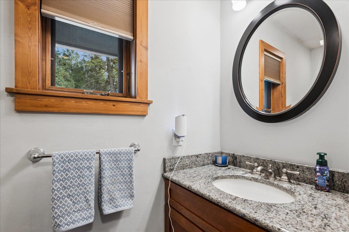 245 Foys Canyon Road, Kalispell, MT 59901