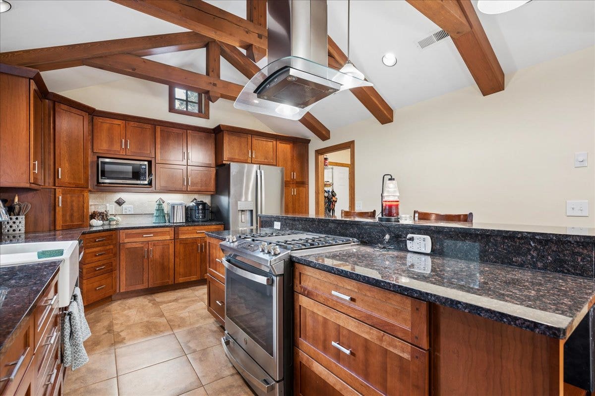 245 Foys Canyon Road, Kalispell, MT 59901