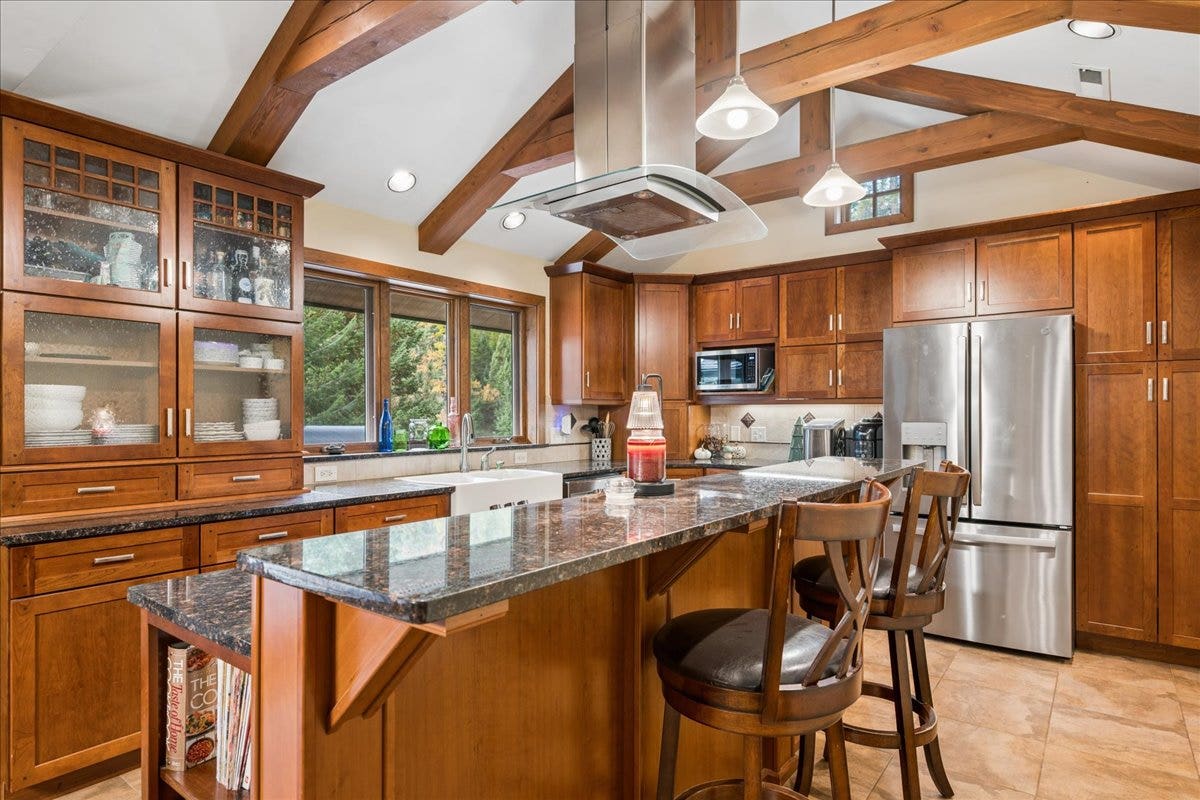 245 Foys Canyon Road, Kalispell, MT 59901