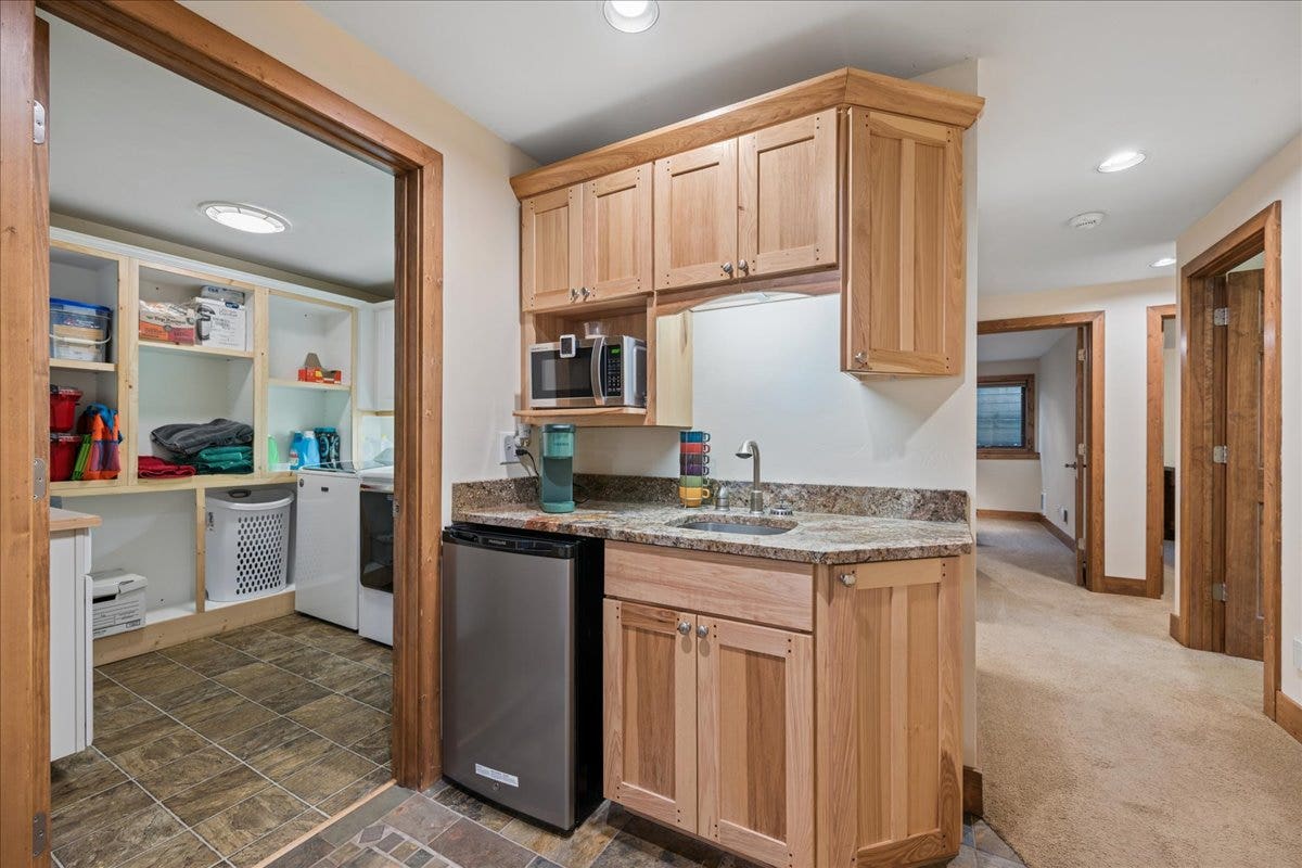 245 Foys Canyon Road, Kalispell, MT 59901