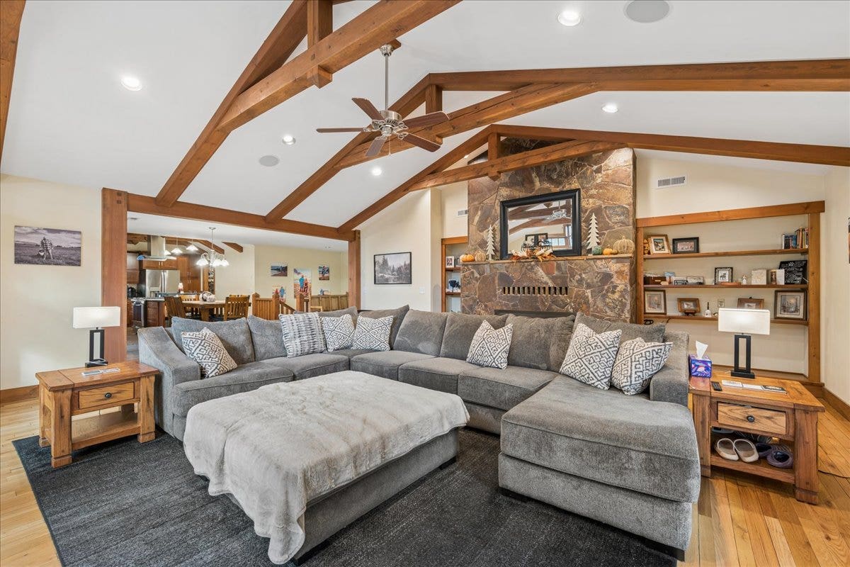 245 Foys Canyon Road, Kalispell, MT 59901