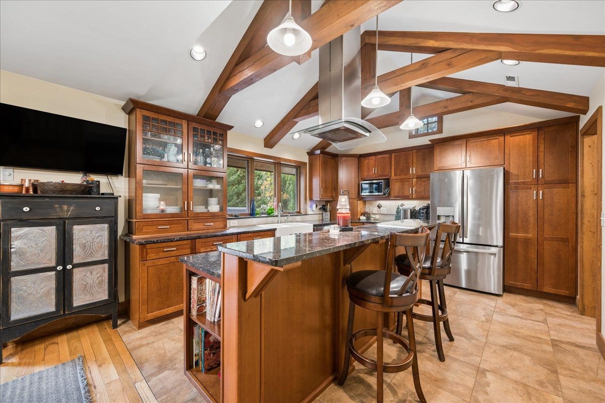 245 Foys Canyon Road, Kalispell, MT 59901
