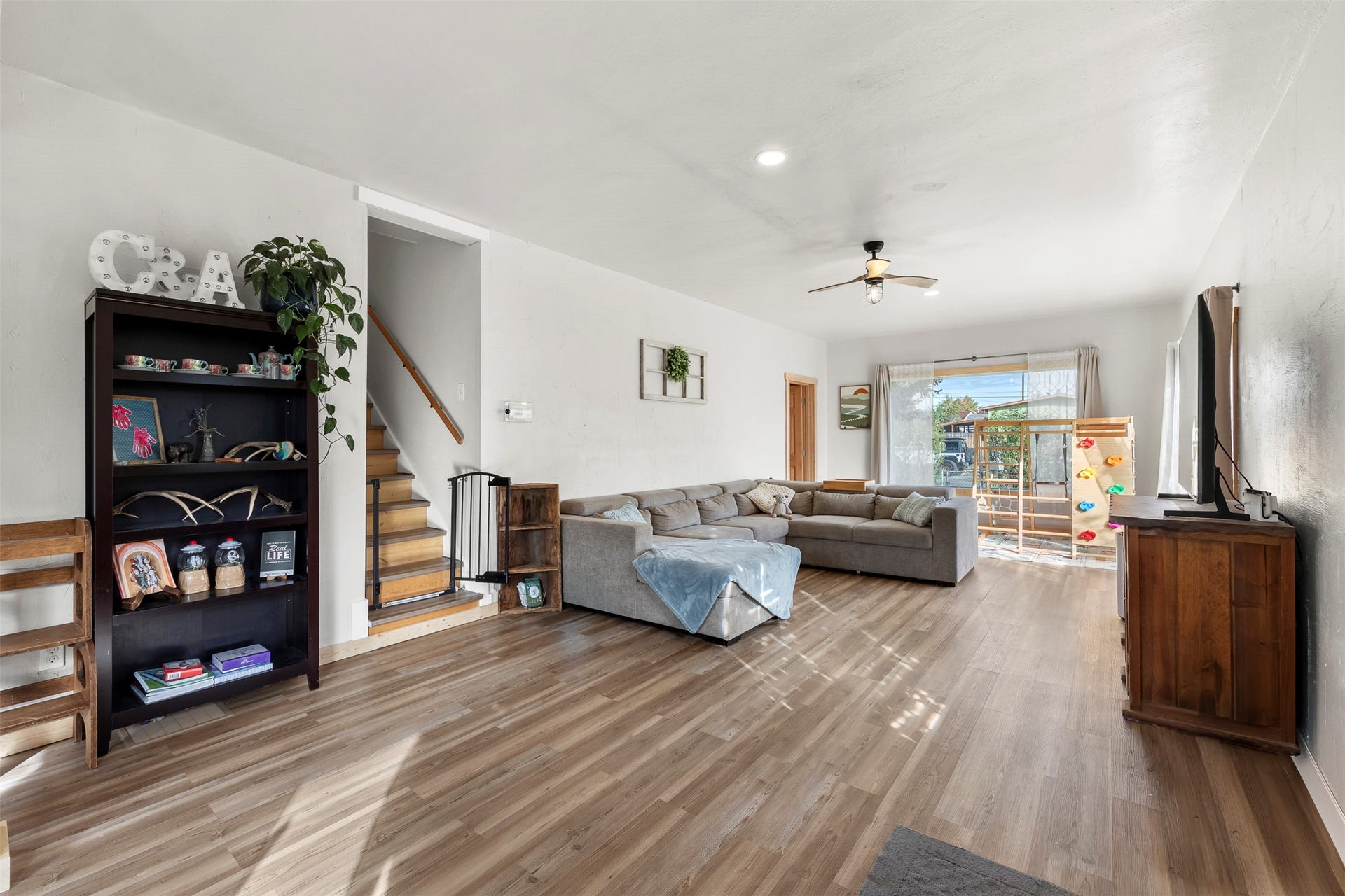2840 Floral Boulevard, Butte, MT 59701 2840 Floral Boulevard, Butte, MT 59701