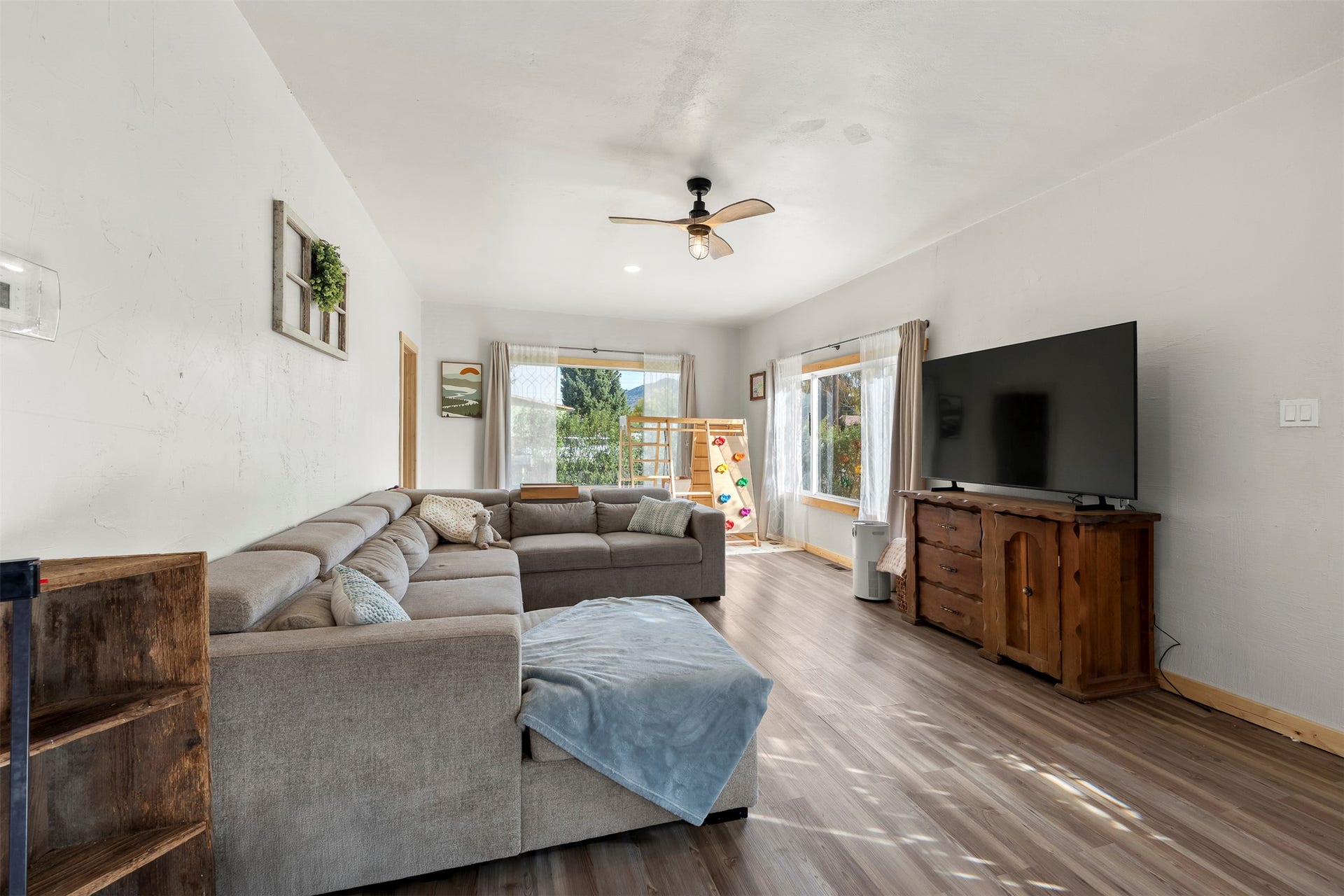 2840 Floral Boulevard, Butte, MT 59701 2840 Floral Boulevard, Butte, MT 59701