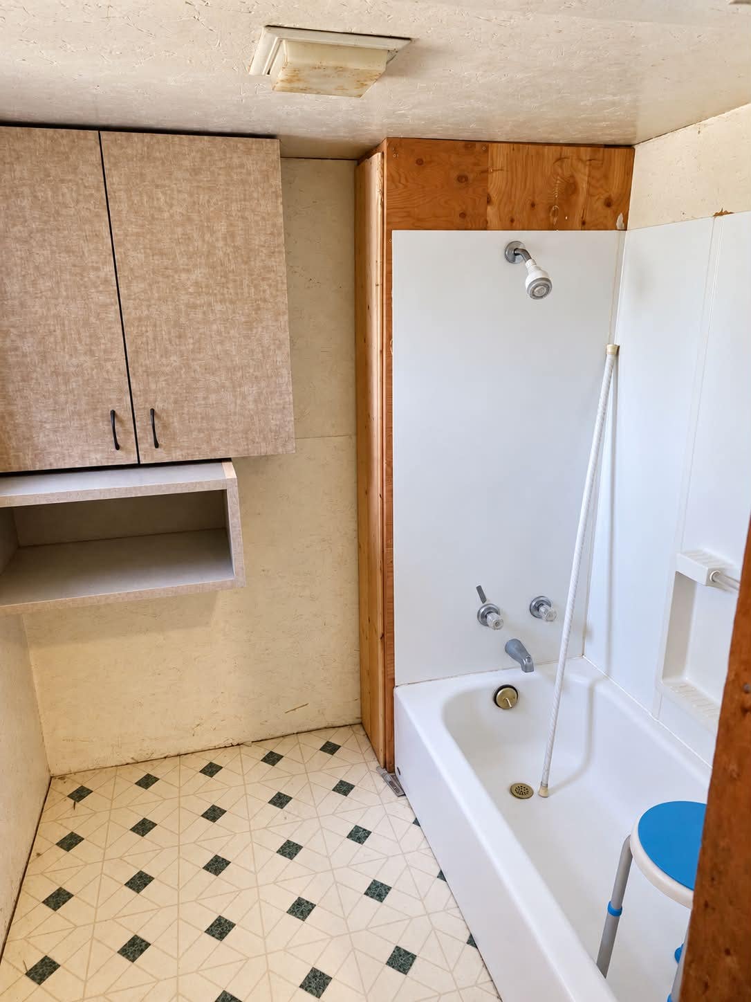 Main level bathroom