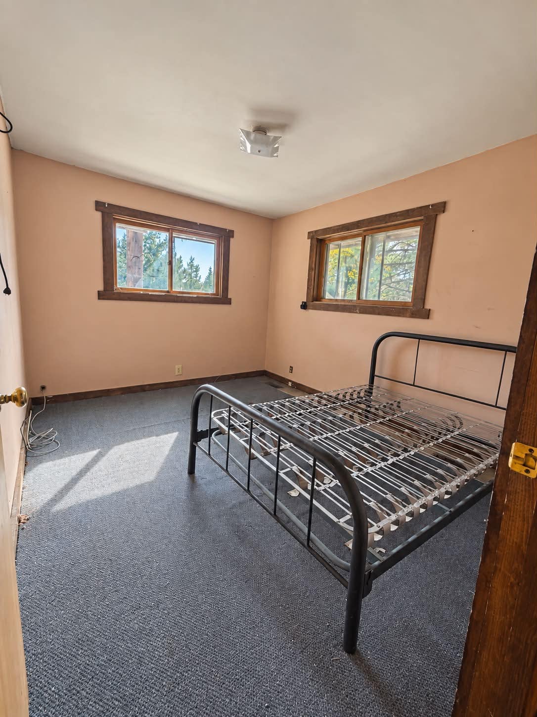 Main level bedroom