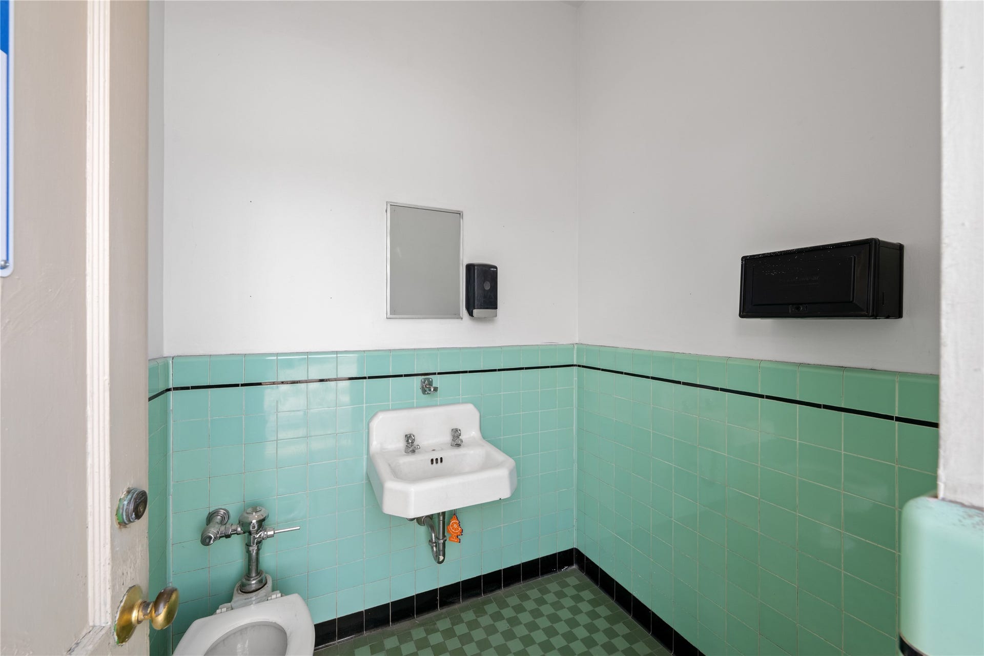 701 E Park Avenue, Anaconda, MT 59711 701 E Park Avenue, Anaconda, MT 59711