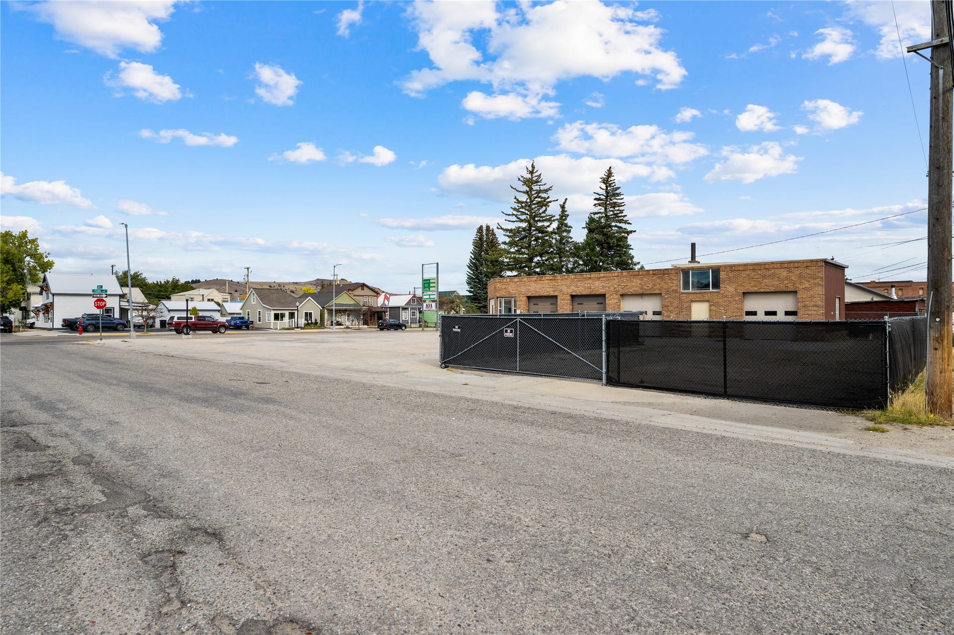 701 E Park Avenue, Anaconda, MT 59711 701 E Park Avenue, Anaconda, MT 59711