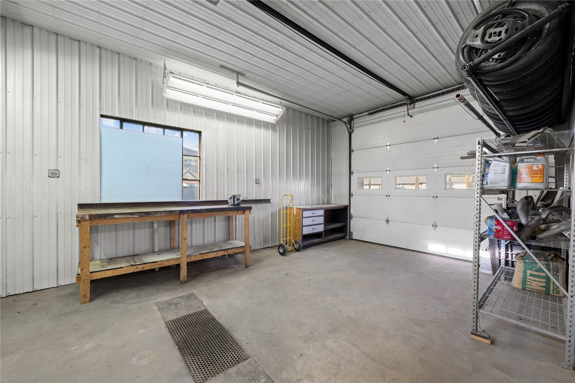 701 E Park Avenue, Anaconda, MT 59711 701 E Park Avenue, Anaconda, MT 59711