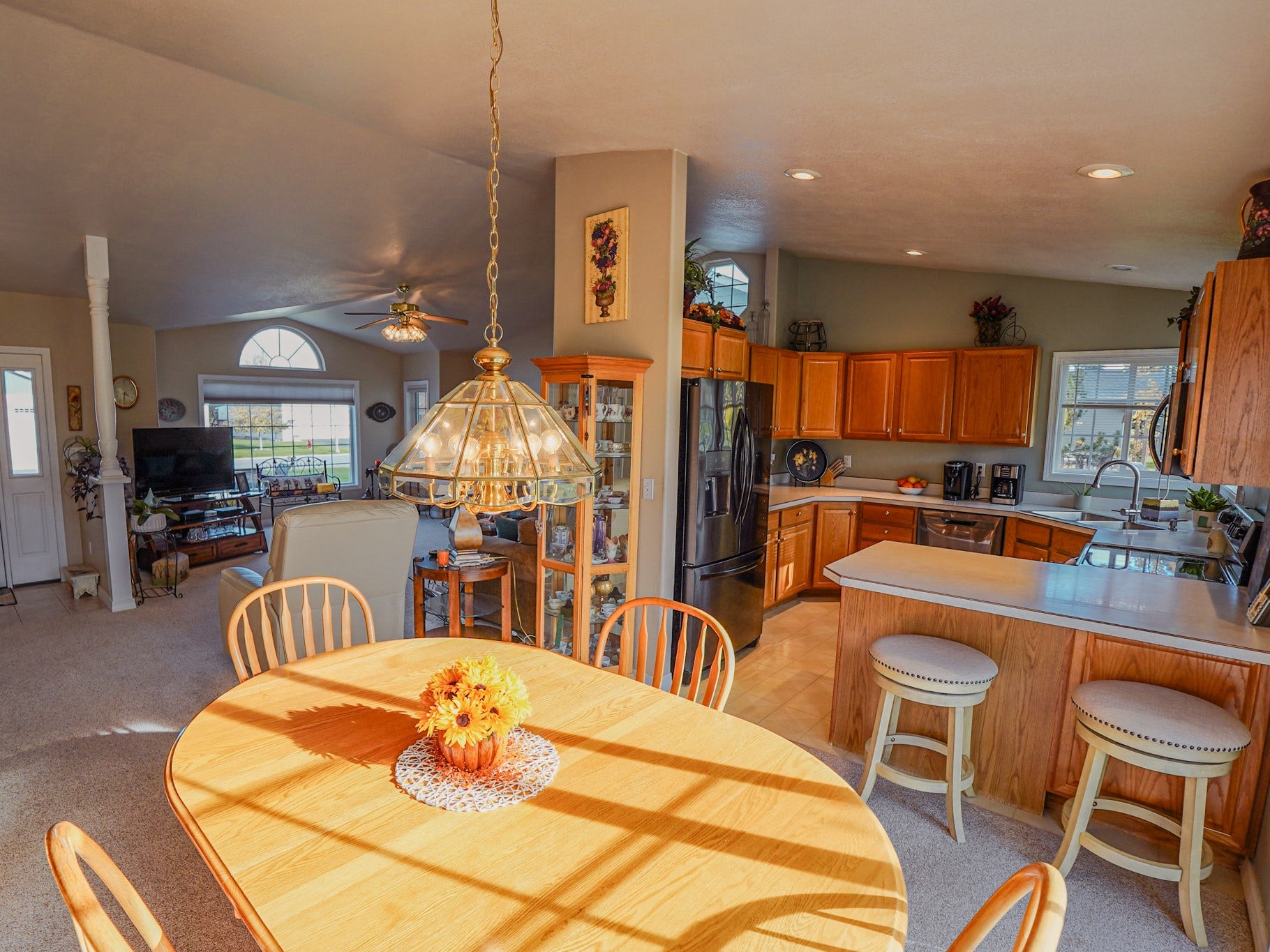 80 E Nicklaus Avenue, Kalispell, MT 59901 80 E Nicklaus Avenue, Kalispell, MT 59901