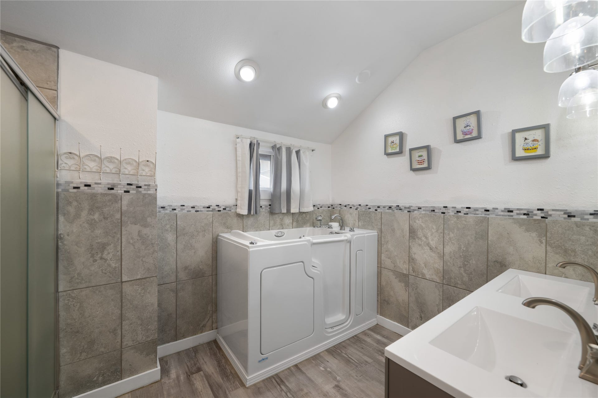 109 W 6th Street, Anaconda, MT 59711 109 W 6th Street, Anaconda, MT 59711