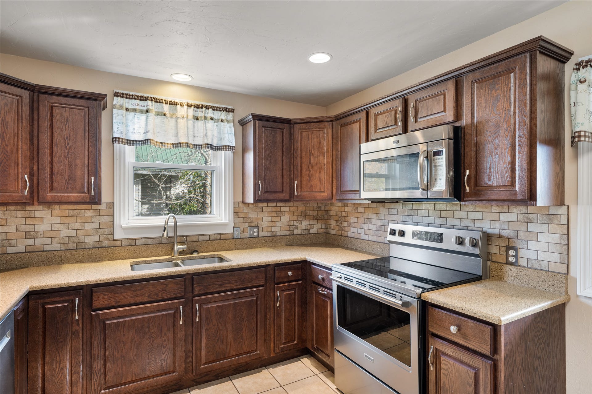 109 W 6th Street, Anaconda, MT 59711 109 W 6th Street, Anaconda, MT 59711