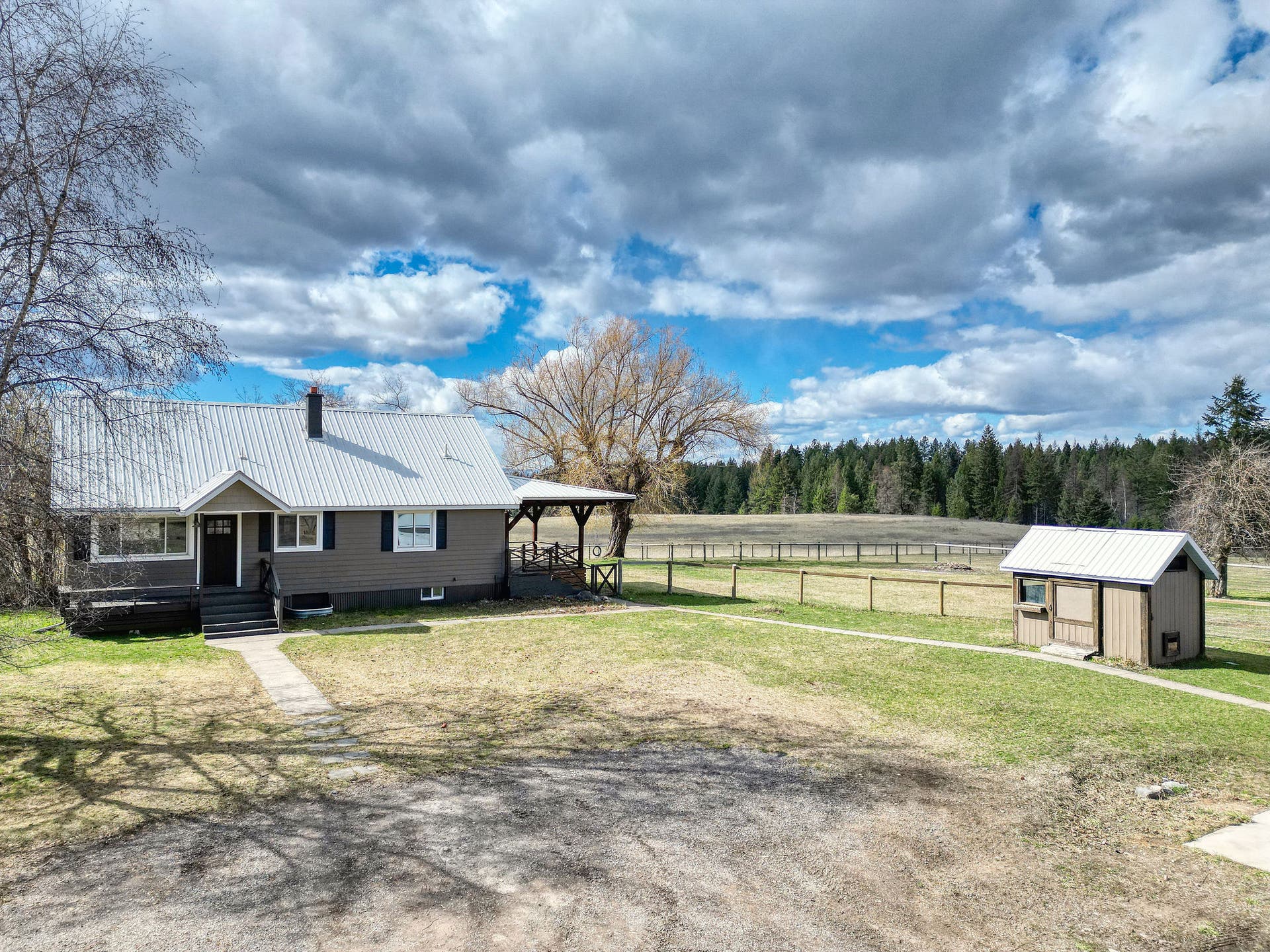 170 Kohler Lake Lane, Kalispell, MT 59901 Front of home