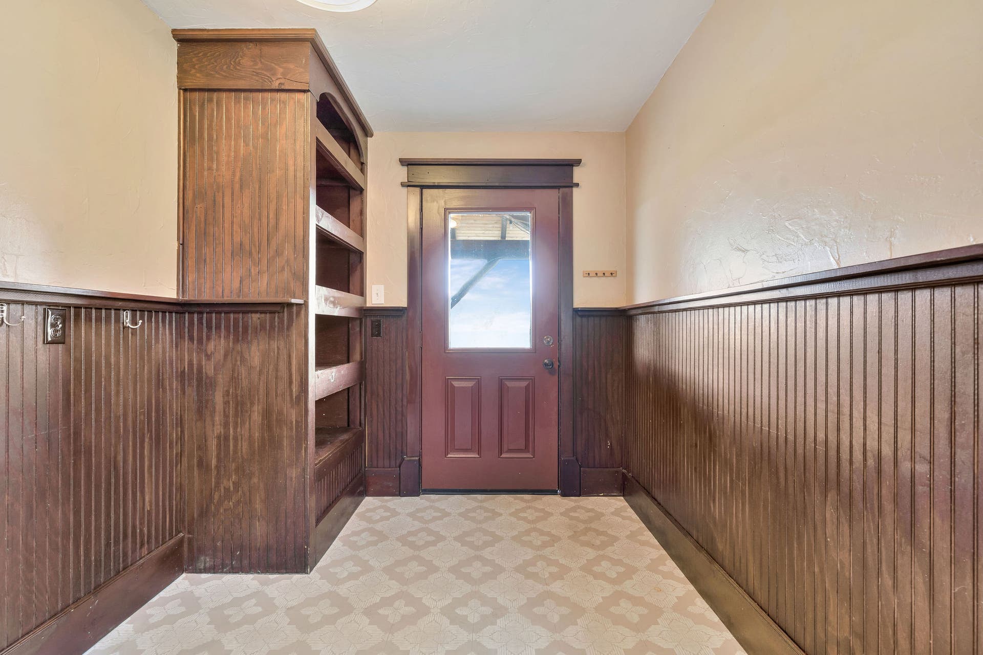 170 Kohler Lake Lane, Kalispell, MT 59901 Mudroom