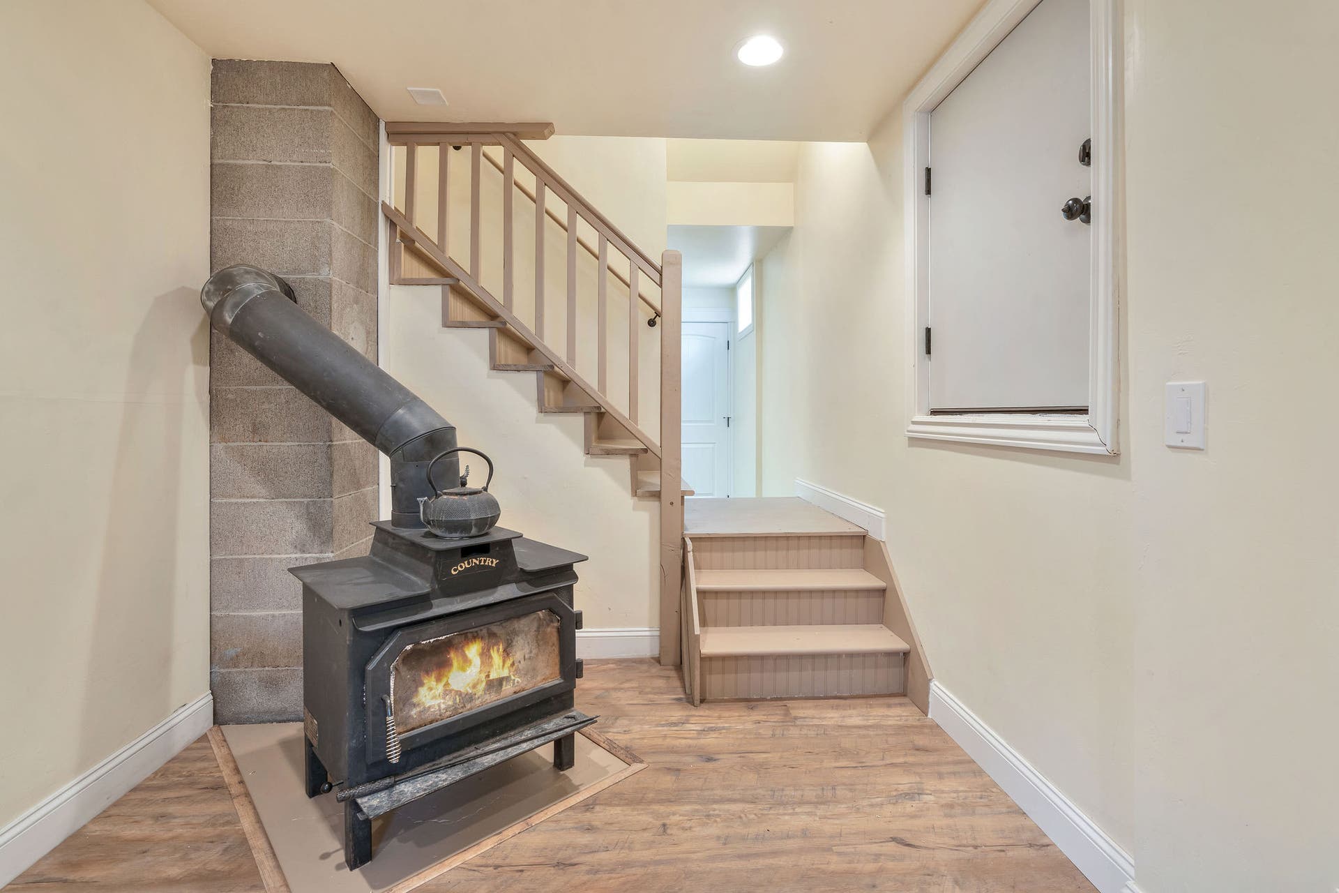170 Kohler Lake Lane, Kalispell, MT 59901 Basement wood stove, Living Room #2