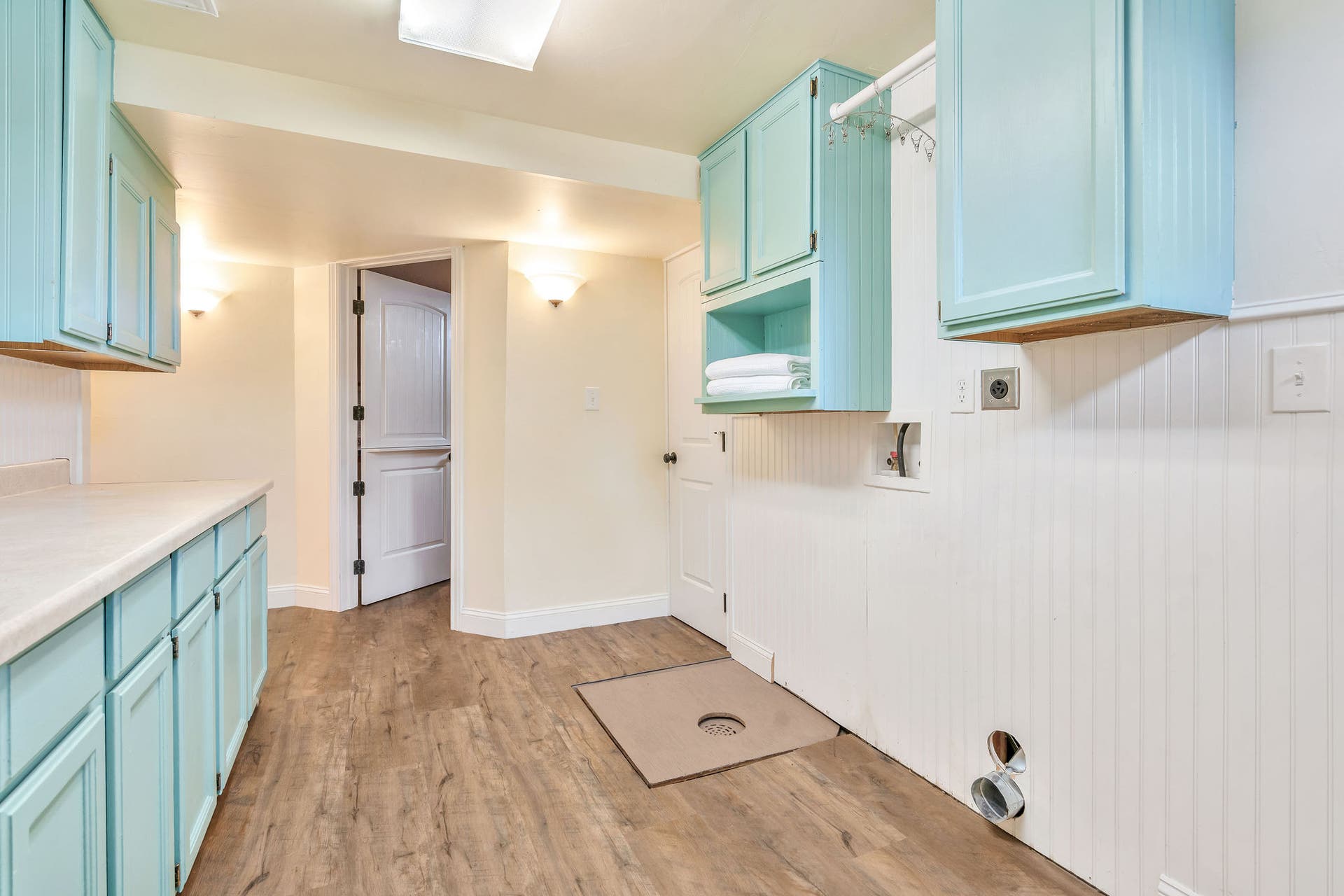 170 Kohler Lake Lane, Kalispell, MT 59901 Laundry room