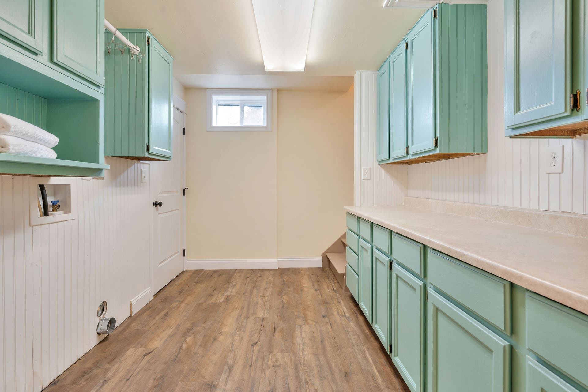 170 Kohler Lake Lane, Kalispell, MT 59901 Laundry room
