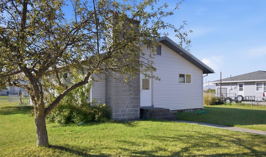 Property photo for 401 9th Avenue W, Polson, MT