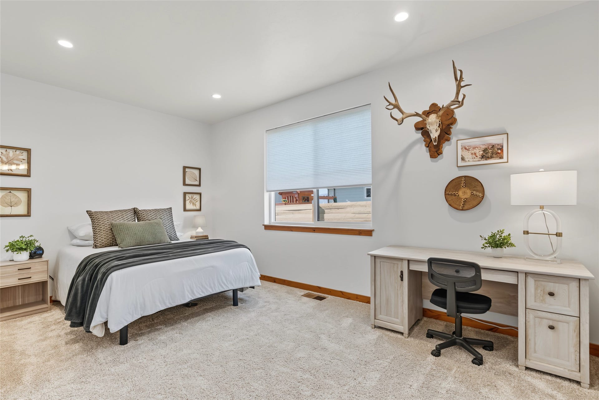 710 August Way, Kalispell, MT 59901 Primary bedroom