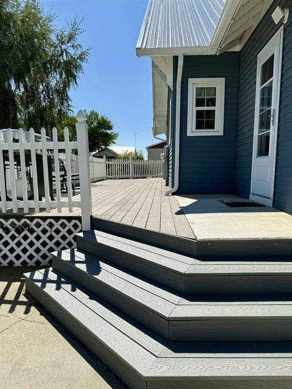 Wrap around deck