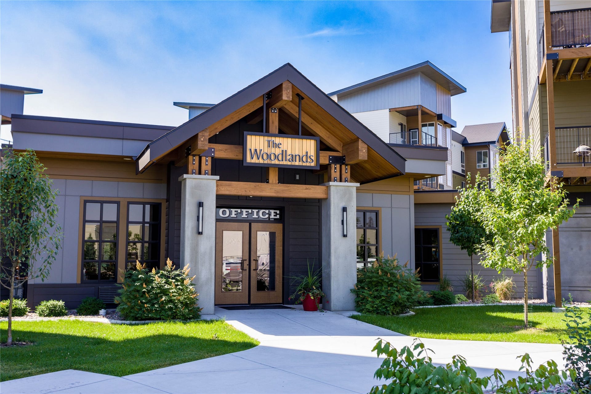 100 Woodlands Way, #W-312, Kalispell, MT 59901 Entrance