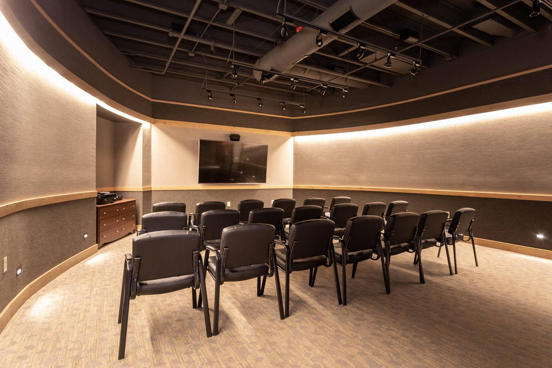 100 Woodlands Way, #W-312, Kalispell, MT 59901 Theater