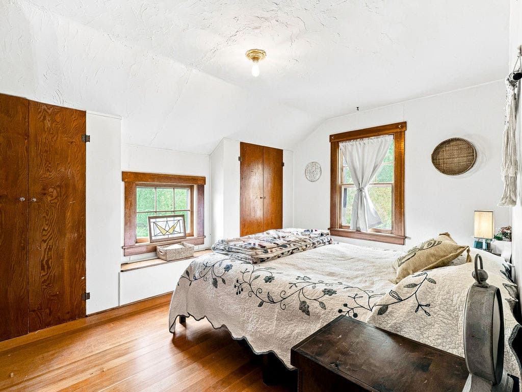 220 Adams Street, Helena, MT 59601 220 Adams Street, Helena, MT 59601