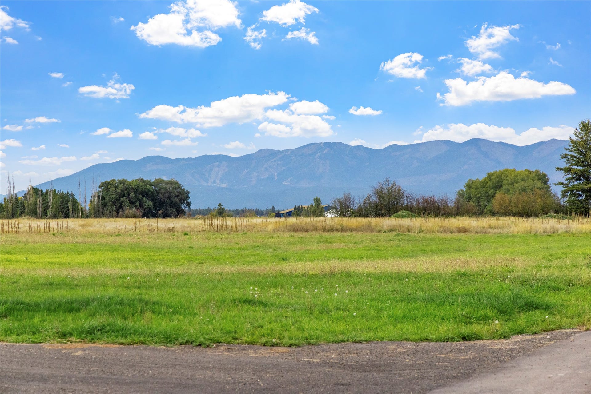 125 Glacier Flats Road, Kalispell, MT 59901