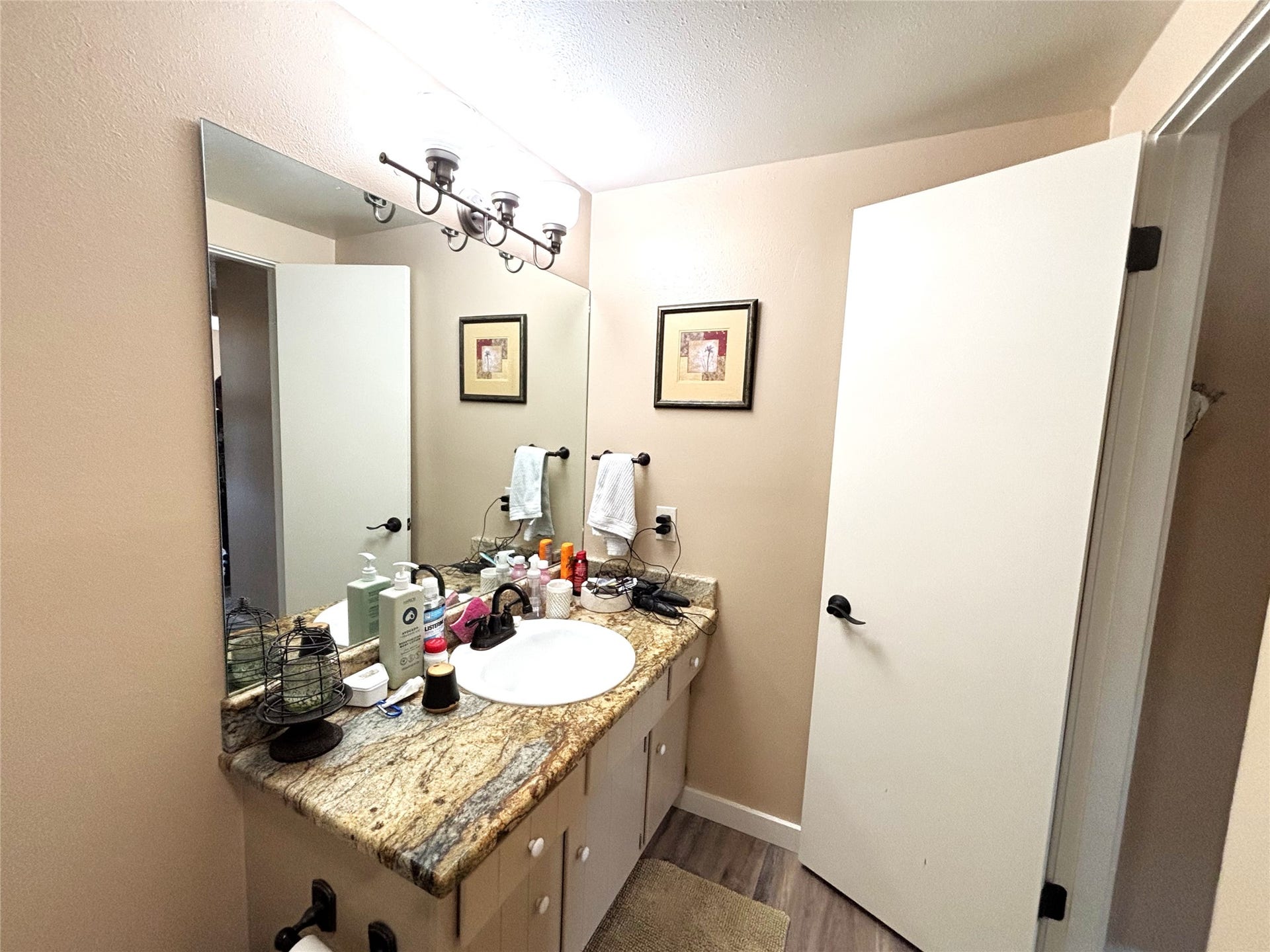 228 13th Avenue S, #5, Great Falls, MT 59405 228 13th Avenue S, #5, Great Falls, MT 59405