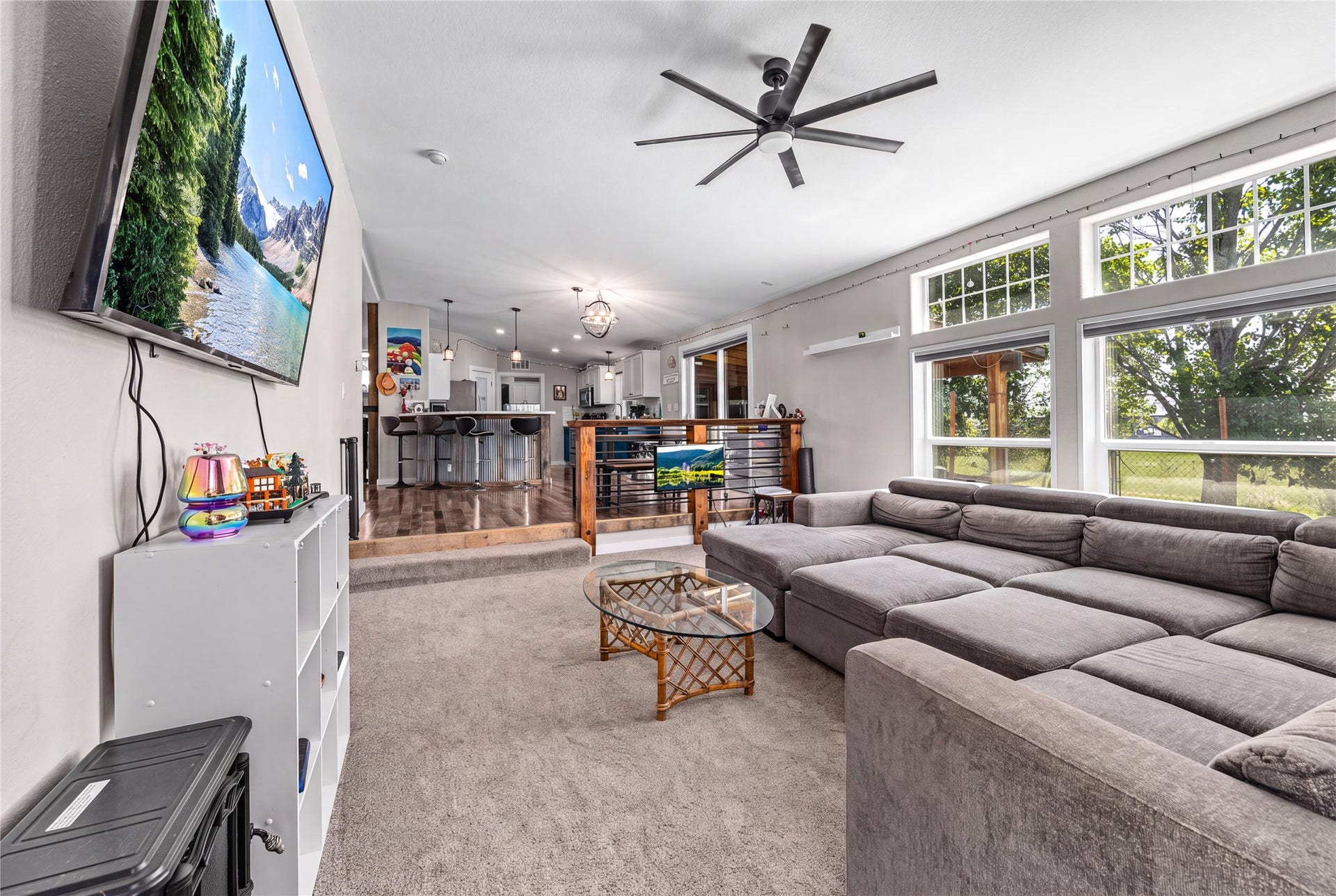 9806 Wheatgrass Lane, Missoula, MT 59808 Living Room