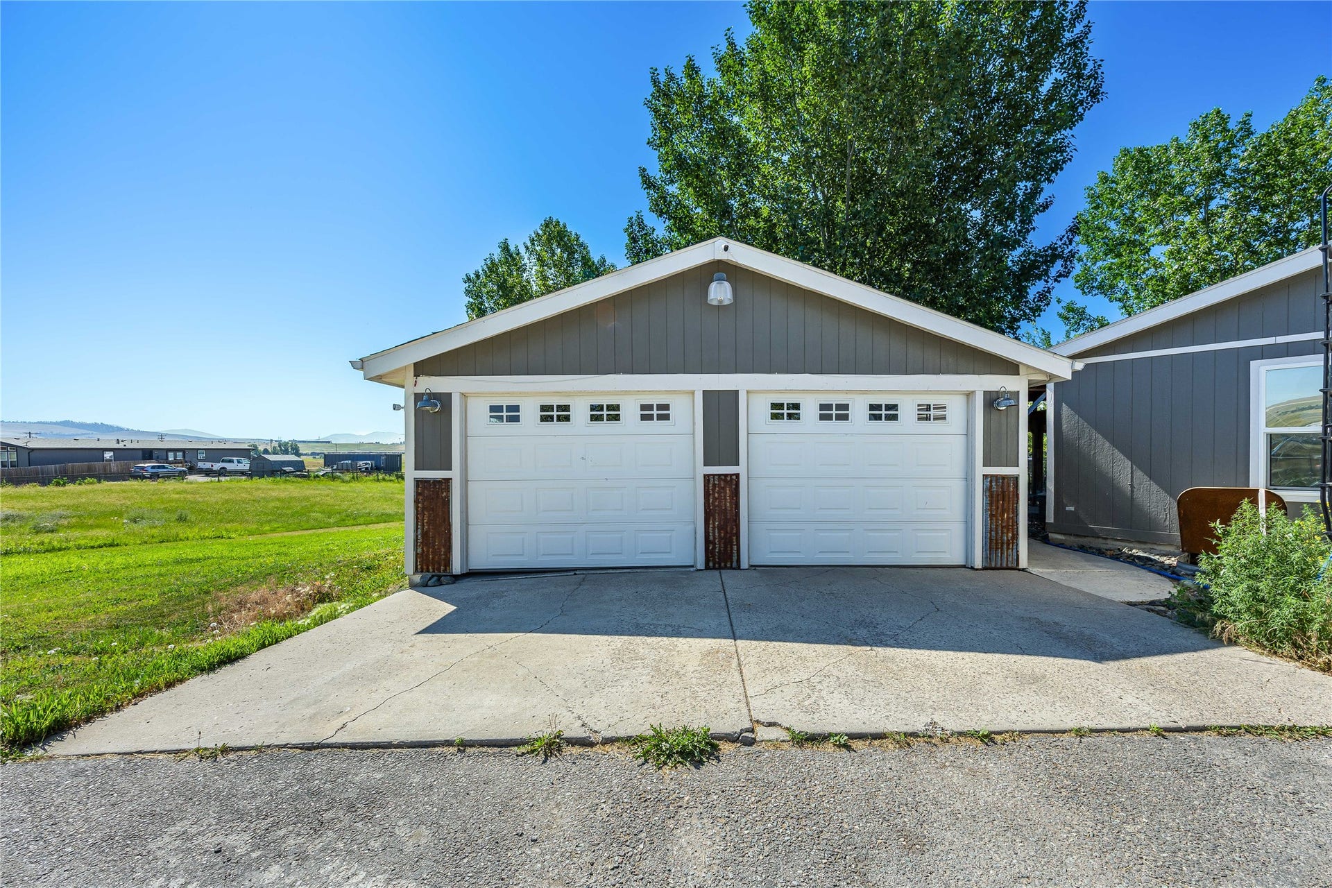 9806 Wheatgrass Lane, Missoula, MT 59808 Detached double car Garage