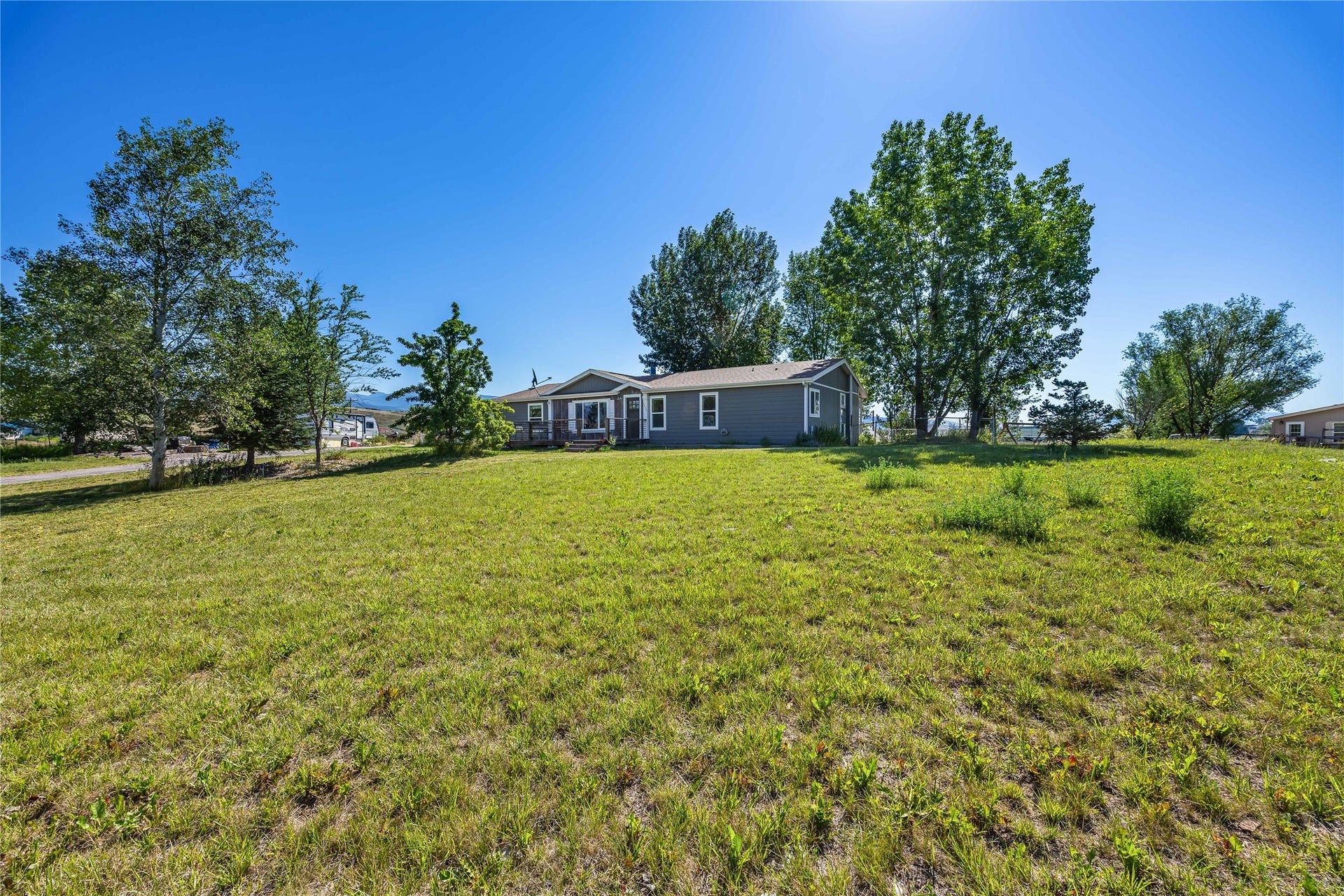 9806 Wheatgrass Lane, Missoula, MT 59808 Front yard