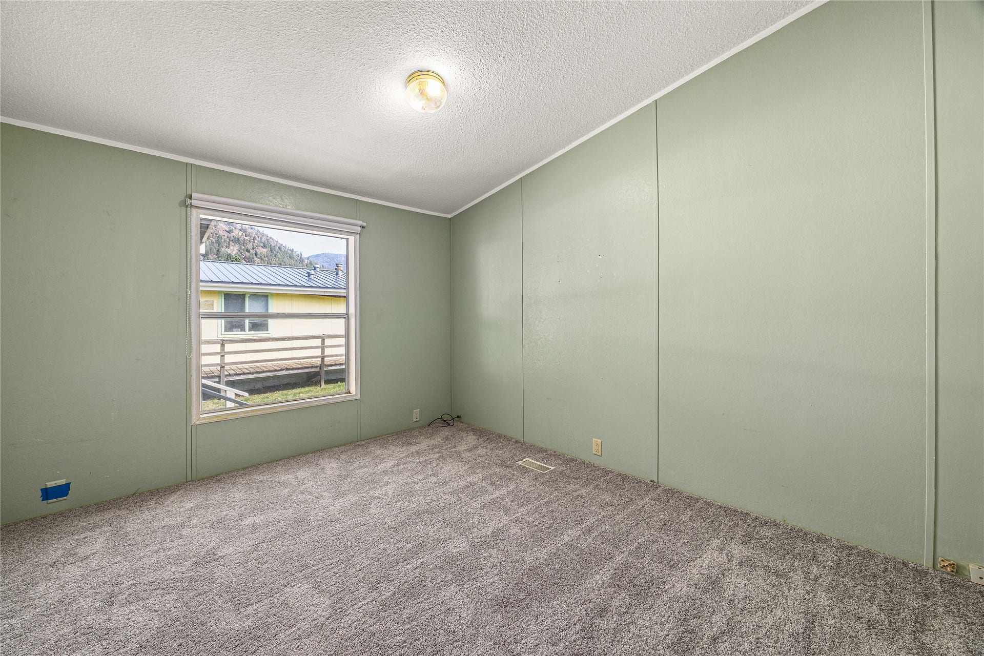 7628 Becca Lane, Missoula, MT 59802 7628 Becca Lane, Missoula, MT 59802