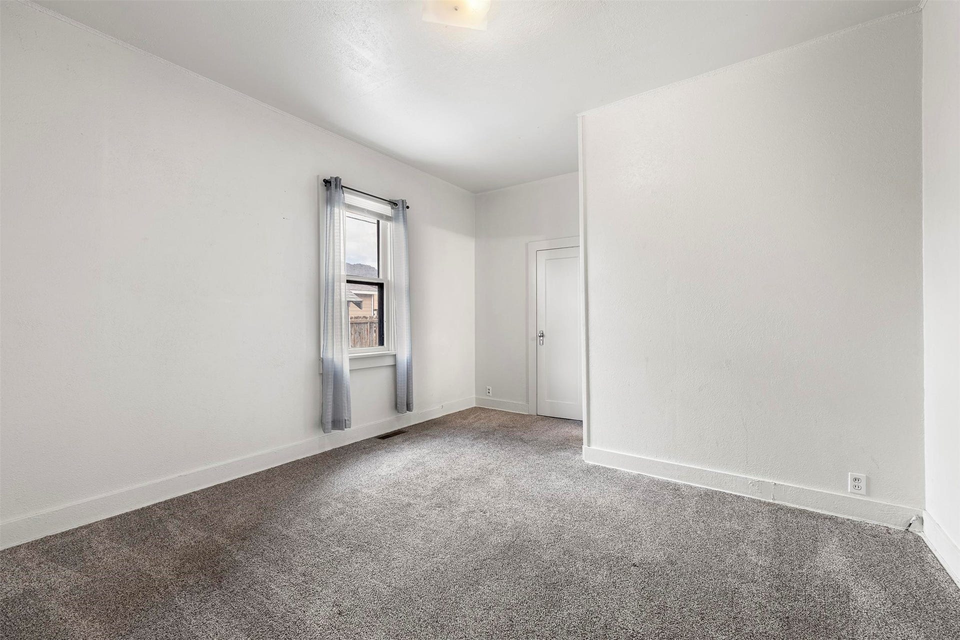 2307 Locust Street, Butte, MT 59701 2307 Locust Street, Butte, MT 59701