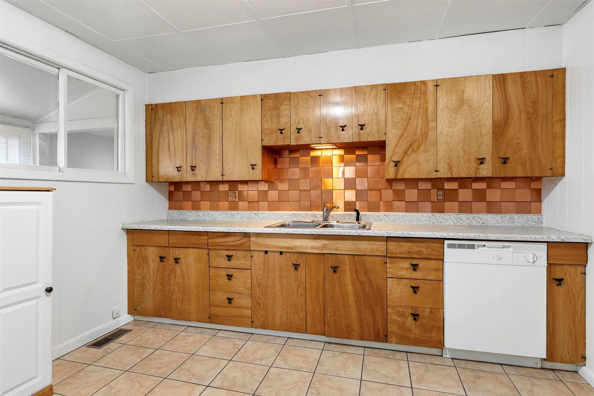 2307 Locust Street, Butte, MT 59701 2307 Locust Street, Butte, MT 59701